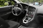 Peugeot 5008 2009 года